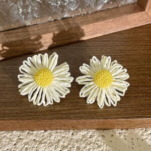Alternative view of Bohemian Style Rattan Large White Daisy Earrings